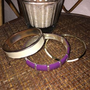 🎀5/$25🎀 MACY’S Bundle of Gold & Purple Bangles